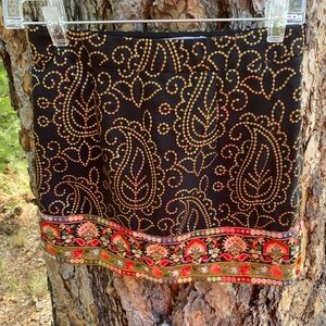 Chic Black and Gold Embroidered Mini Skirt